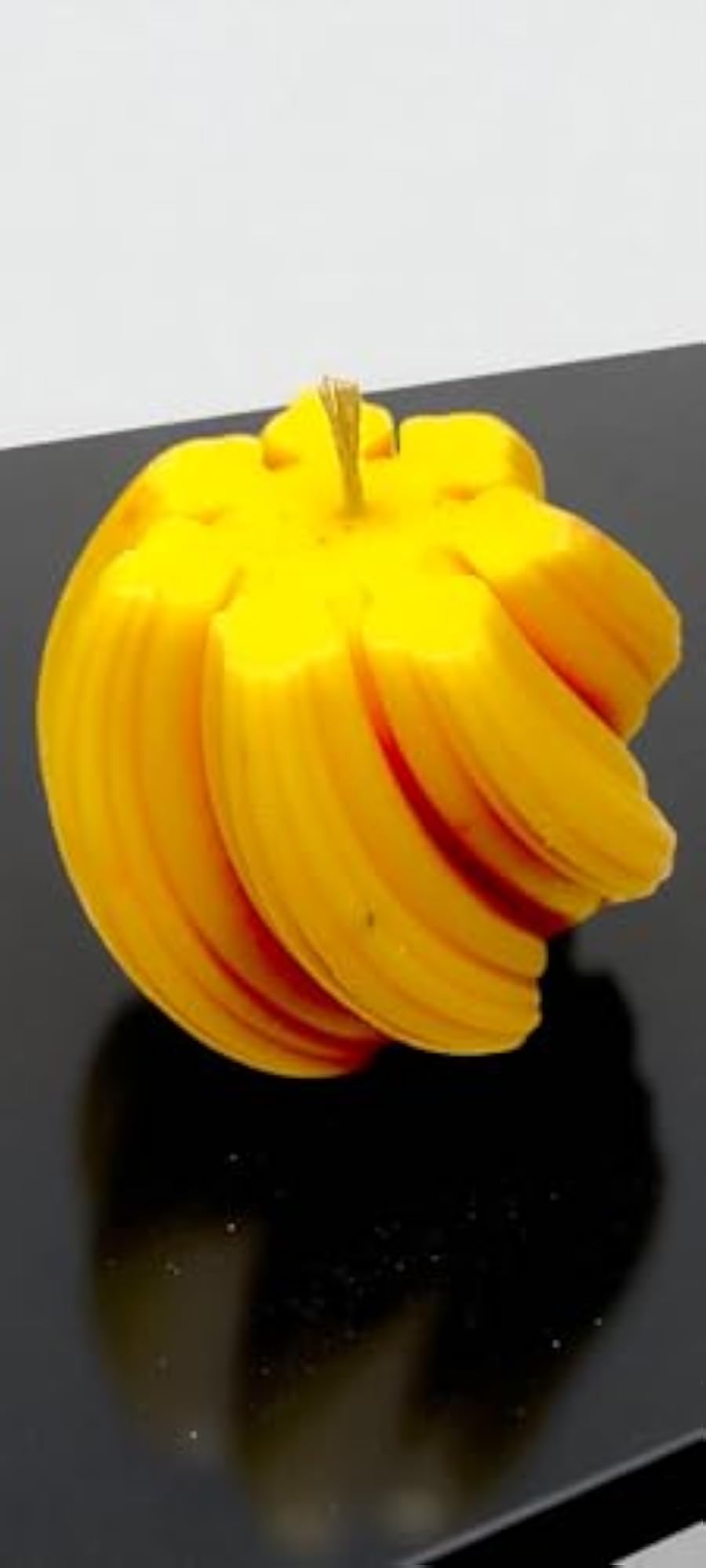 Decorative Spiral Beeswax Candle, Premium Gift